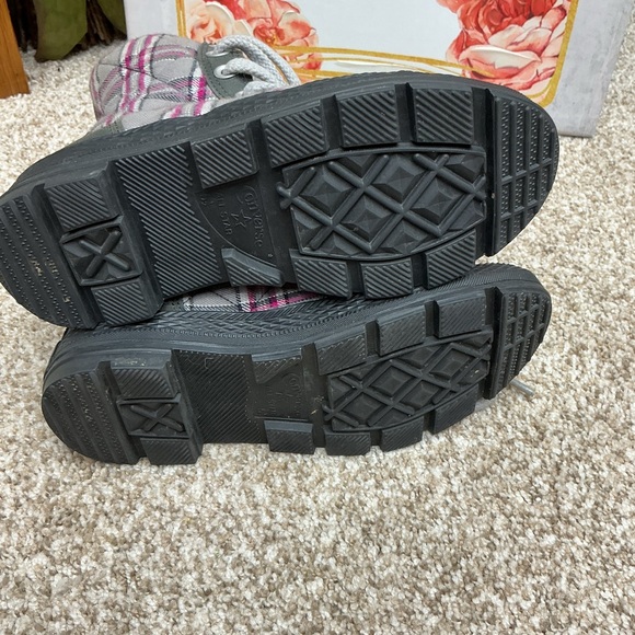 Converse Pink and Gray Plaid High-Top Boots - Picture 4 of 8